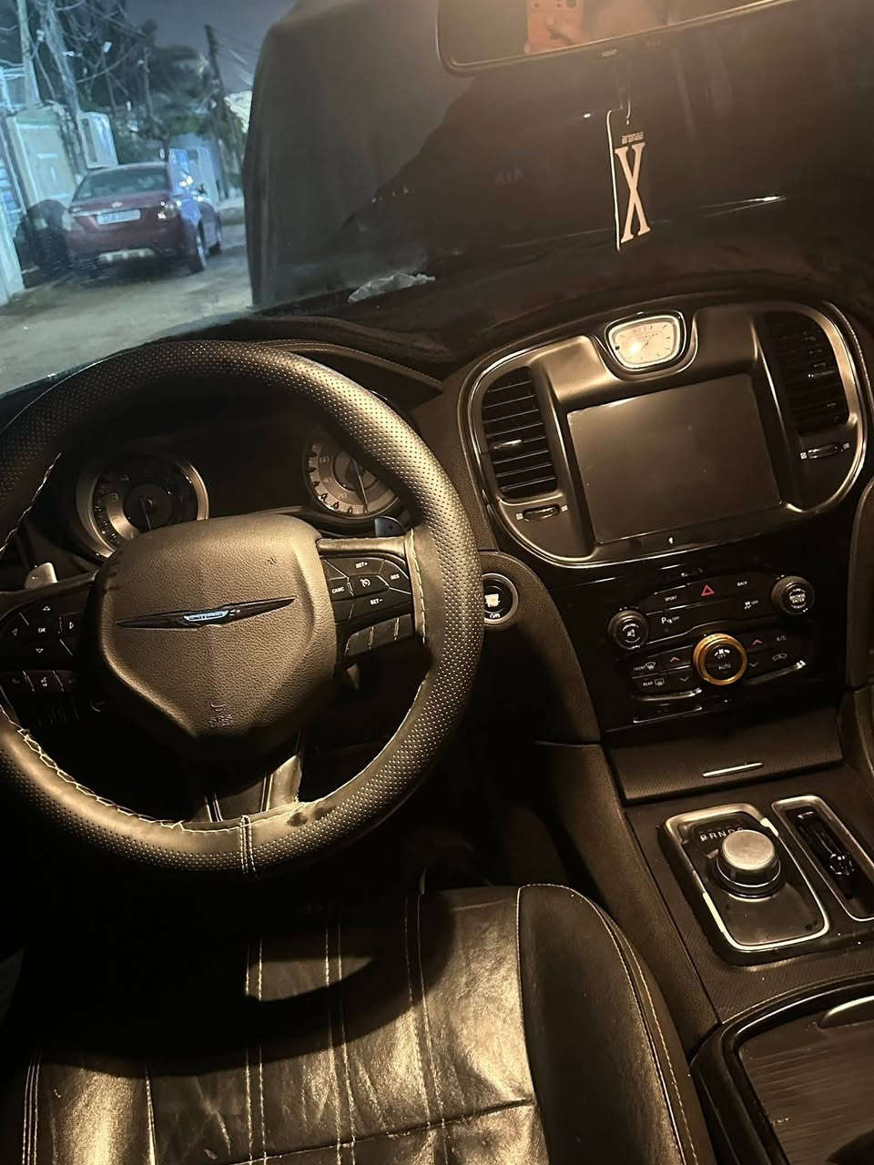 السلام عليكم اوباما 2015 S للبيع رقم بغداد تحول ثاني يوم سياره جاهزه كير ومكينه واكسن وتخم تاير ودبلات وتبريد كله كفاله بيها 4 قطع سونار موضع بالصوره ماشيه 125 ميل سياره بنوراما شفتات رادار بالمري كشنات تدفئه حساسات خلفيه شاشه جبيره كشنات كهرباء وبعد مواصفات S معروفه السعر 170 مكان السياره كربلاء ***********
