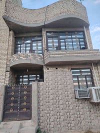 بيت ٥٠ متر مربع.. ركن + مشجر + موقع جيد واجهة 6.25 النزال 8  تحتوي على...