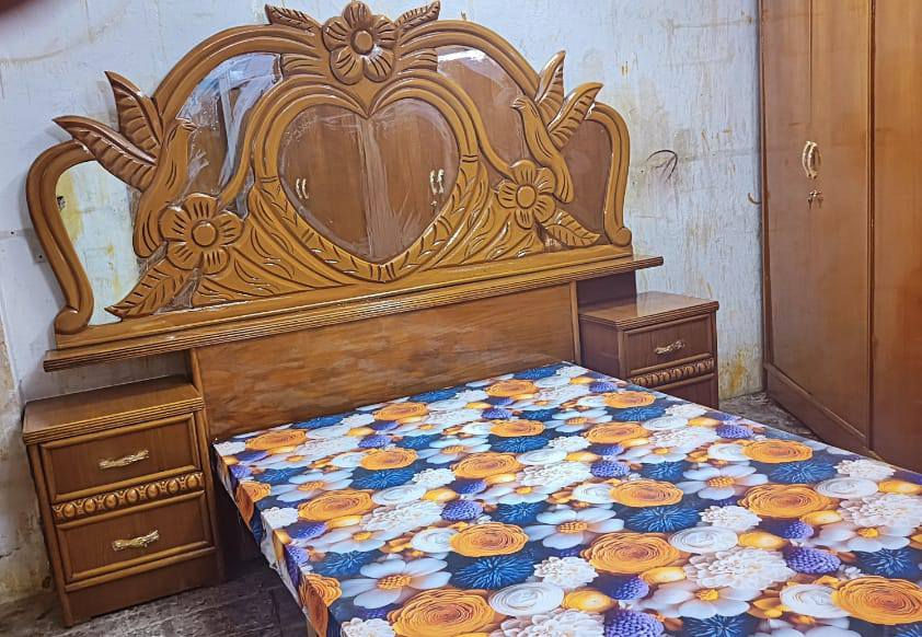 غرفة 6ابواب ملحق صاج درجة اولة مستعملة كاملة ***********
