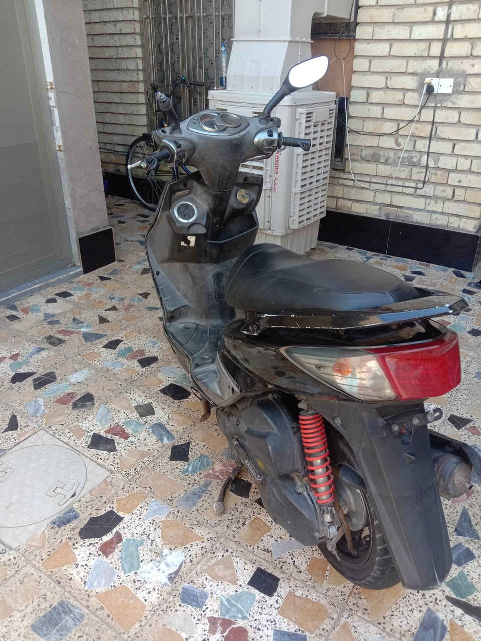 دراجه سكنس للبيع فحل كابريتر سعر 700بيهه مجال سكن احي طارق قديم رقم ***********
