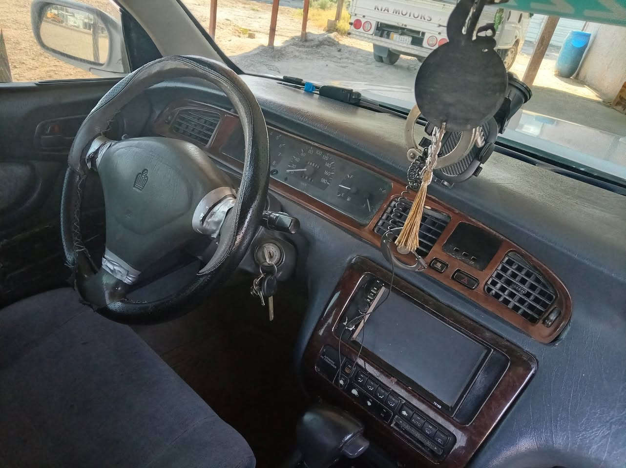 بطه موديل ٩٣ حلوه كير جديد البارحه شاده تخم تاير صدر جديد  تبريد عاطل ترايك للبصره سنويه ل٣٠ رقم قاسيه مكاني بابل السعر ٦٠ ***********
