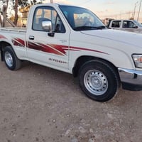 هايلوكس • ٢٠٠٤ • مكفولة