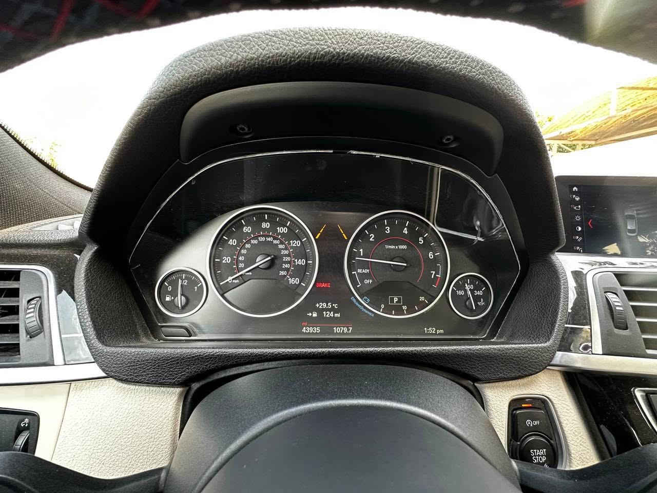 BMW 440i Gran Coupe M Kit

🔹 موديل: 2019
🔹 محرك: 6 سلندر TwinPower Turbo
🔹 فئة: Gran Coupe – 4 أبواب
🔹 M Kit
🔹 فتحة سقف
🔹 شاشة Data Display
🔹 كاميرات 360°
🔹 نظام صوت Harman Kardon
🔹 فول مواصفات

حالة السيارة:

* وارد أمريكا.
* السيارة بدون حادث ولا صبغ عند خروجها من أمريكا، وكانت غرق بنسبة بسيطة فقط.
* أكفل جميع الكهربائيات والسيارة بحالة ممتازة.
* داخل العراق صار بيها طگة بالجاملغ (جهة عكس السائق) وتم صبغ هذا الجزء فقط.
* بدون فتح إيربگات، والدركة M.

السيارة نظيفة جدًا وجاهزة للفحص بأي مكان، واللي يدور على 440i مرتبة راح يعرف قيمتها


**إذا كنت صاحب هذا الإعلان وتريد حذفه لأي سبب، رجاءا أرسل رسالة إلى الدعم الفني**