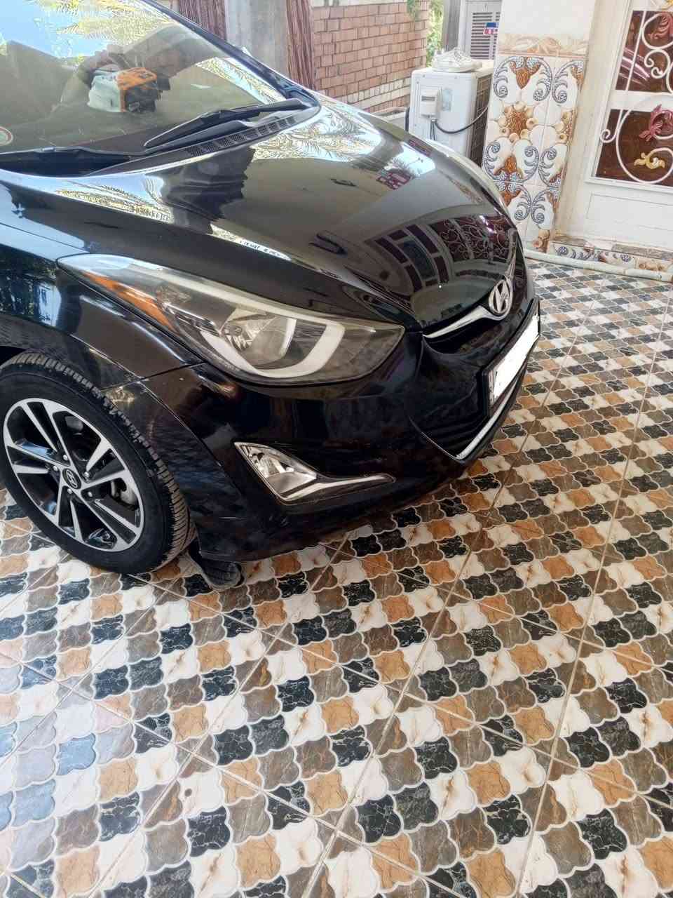 السلام عليكم 
النترا موديل 2016 وارد امريكي 
بدون نقص تدفئة تبريد , صدر امامي خلفي كله جديد مال جناي
الضرر قبق الجنطة ,والسونار موجود مع الصور 
السعر ١١٨ وبيها مجال قليل 
للاستفسار اكثر: ***********
