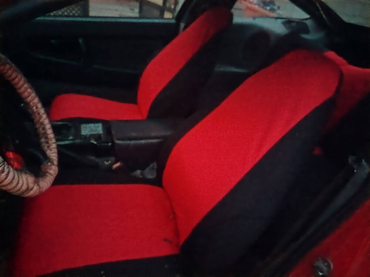 سيارة مستبوشي ياباني تك باب رياضي صبغ شركه للبيع محرك وگير شرط تبريت رقم ألماني سنويه عضم شرط تحويل وكابون بيها تيرات وبتري شرط السعر ٣٠ وبيها مجال الاستفسار على الرقم *********** وكورك ***********
