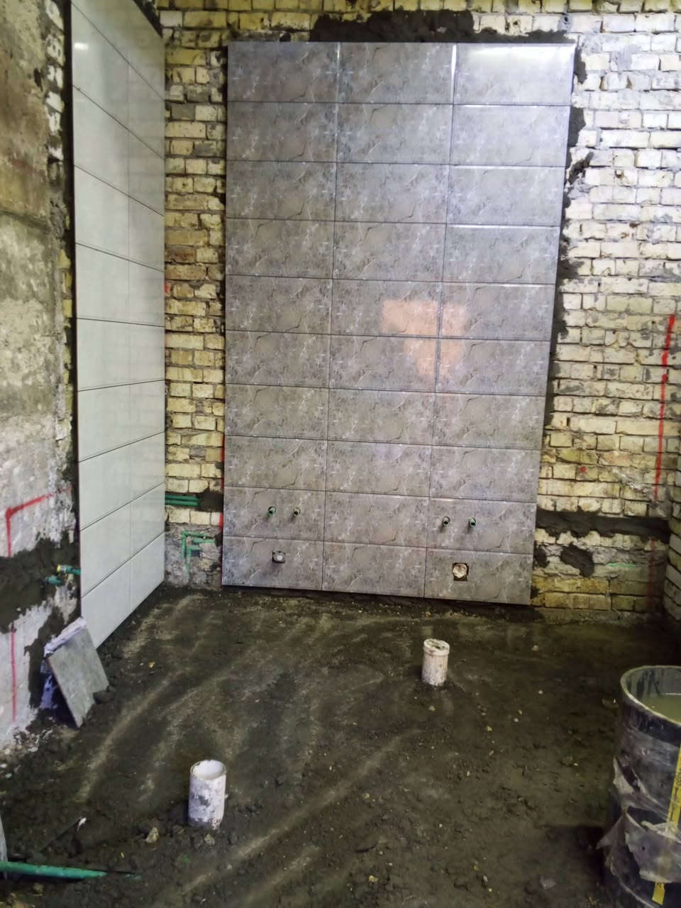 خلفه تطبيك ارضيات جدران
سيراميك مرمر كاشي
***********
شرط العمل نضافه ودرجه اولئ
واسعار مناسبه
