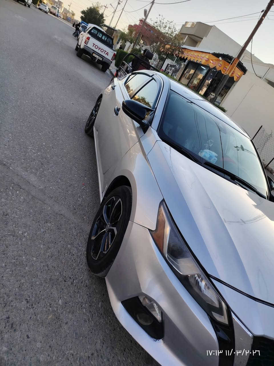 سلام عليكم نيسان. اولتيما  موديل 2022 sv حادث امريكا. جامرلق او بونيد  بدون دواخل و شواصي   بل عراق صار بيها  بنيد طار ع سقف ربع سقف بدون صبغ بدون معجبون فقط تعديل بيدأر  سياره  فول  عليها ويل SR مناقصها شي الشراي يخابر ***********  السعر  137 بي مجال  صور حادث  بل منشور
