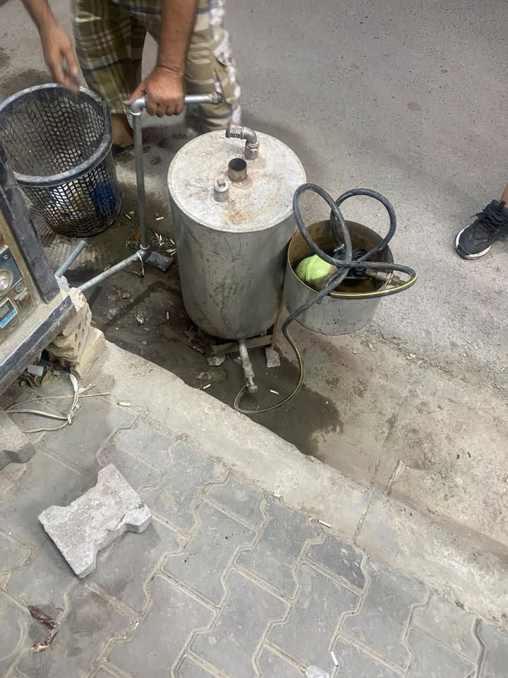 السلام عليكم بطل خماره وميز تسكاه للبيع وبعد عندي عارضه وشوايه مال كص مكاني بغداد الحريه ***********
