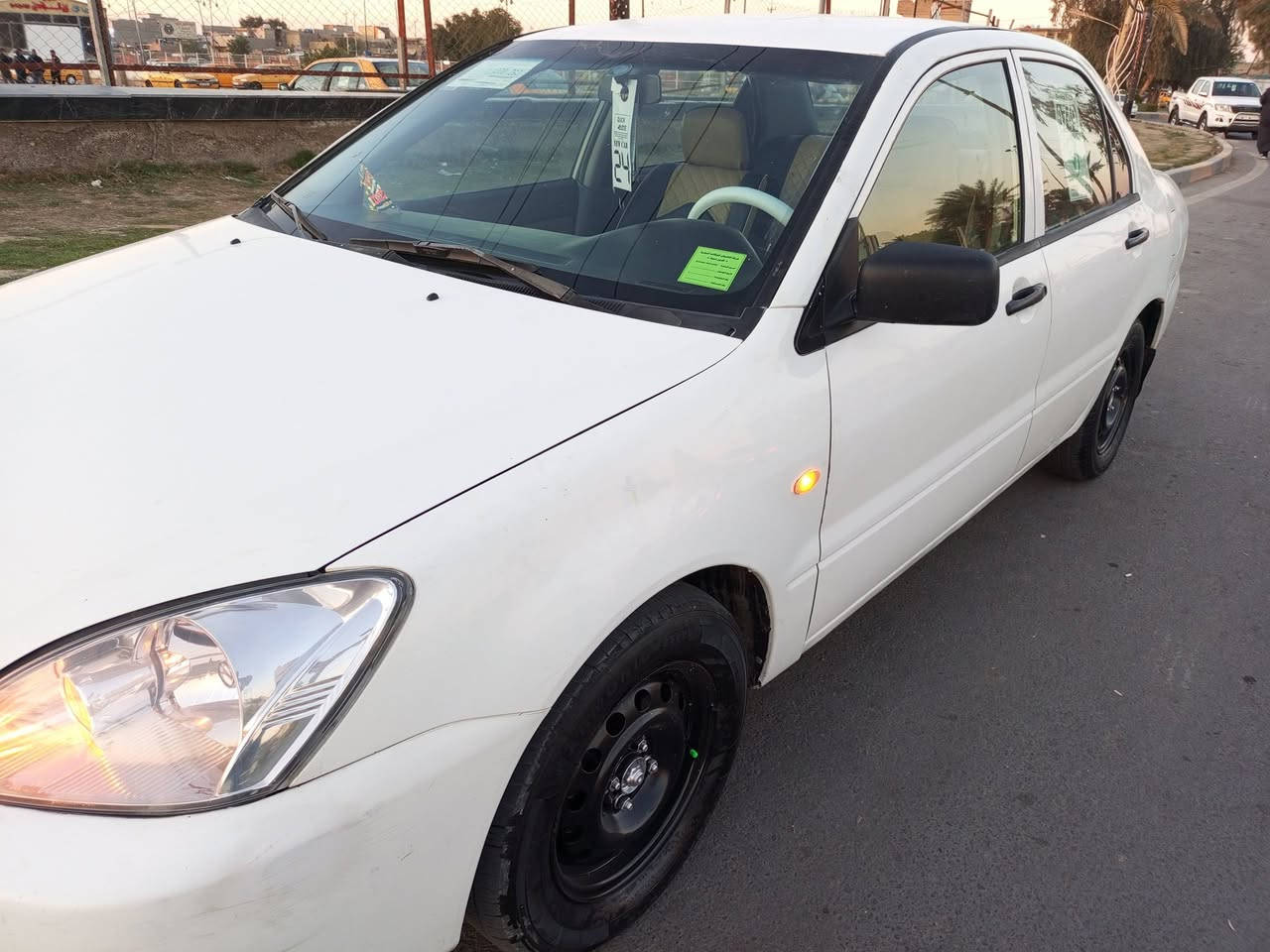 لانسر 2011 ادوات ادوات دخول جديد كير محرك جدد تبريد ثلج تخم تاير حداديه جديده سياره نظيفه بمعنه الكلمه بل عافيه الي يأخذه سعر 40 هاتف ***********
