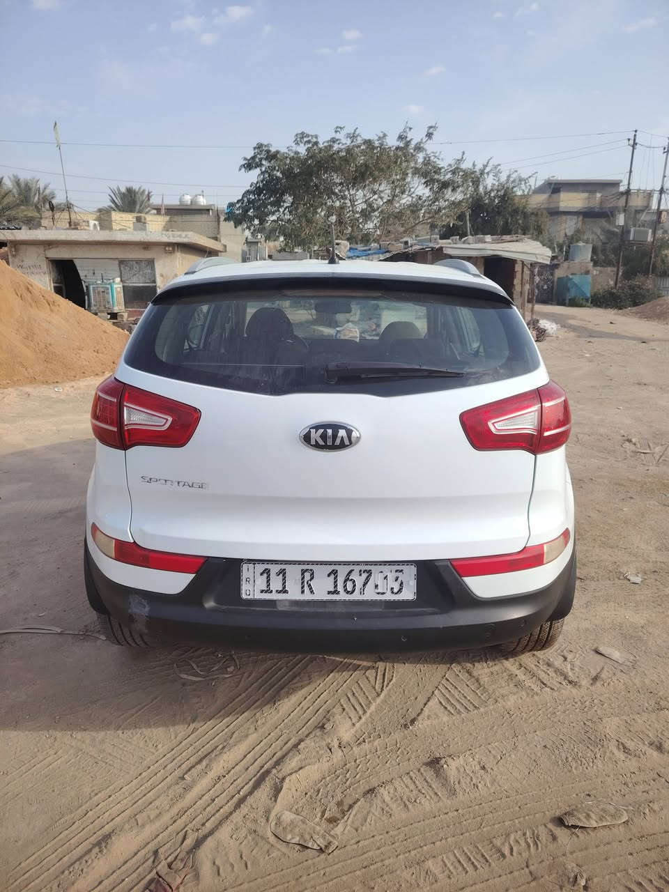 السلام عليكم سبورتج ١٤خليجي 
سياره نضيفه وحلوه ماشيه ٧٢حقيقي بيها بارد بلجاملق
لاتصال ***********
