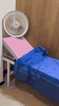 غرفة طبيب ومروحه حائط للبيع ..هاتف***********
