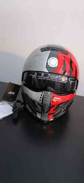 خوذه باله اصليه جديده غير مستخدمه حجم اكس لارج اصلي براند عالمي بغداد عامريه *********** الشراي يتصل ويوجد واتس
