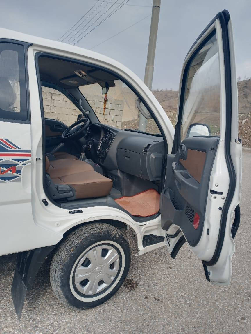 سلام عليكم كيه موديل 2022شكل جديد  رقم بغداد بيه بس باب مبدل بلادب بقي كفاله سنويه مجدده 2028 محرك وكسل وشاصي   وكير مكفول سياره حلوه جدام العين سعر 138 بيه مجال شي قليل توصل على هاذ رقم ***********مكان سياره صلاح الدين تكريت
