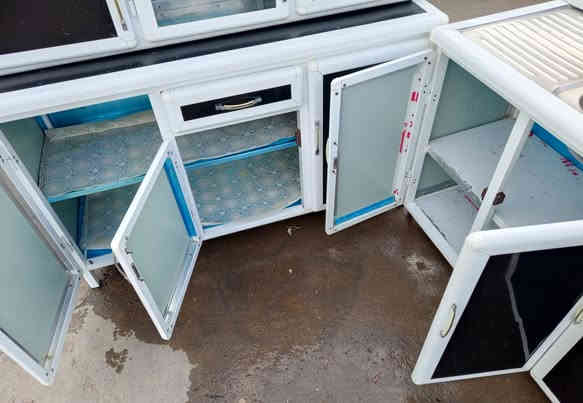 مستعد لشراء الكاونترات .
متاح .
كاونتر 3 قطع جدا نظيف السعر 275 الف  . العنوان قادسيه 2 قرب جامع ذياب العراقي .
***********
***********
واتساب
