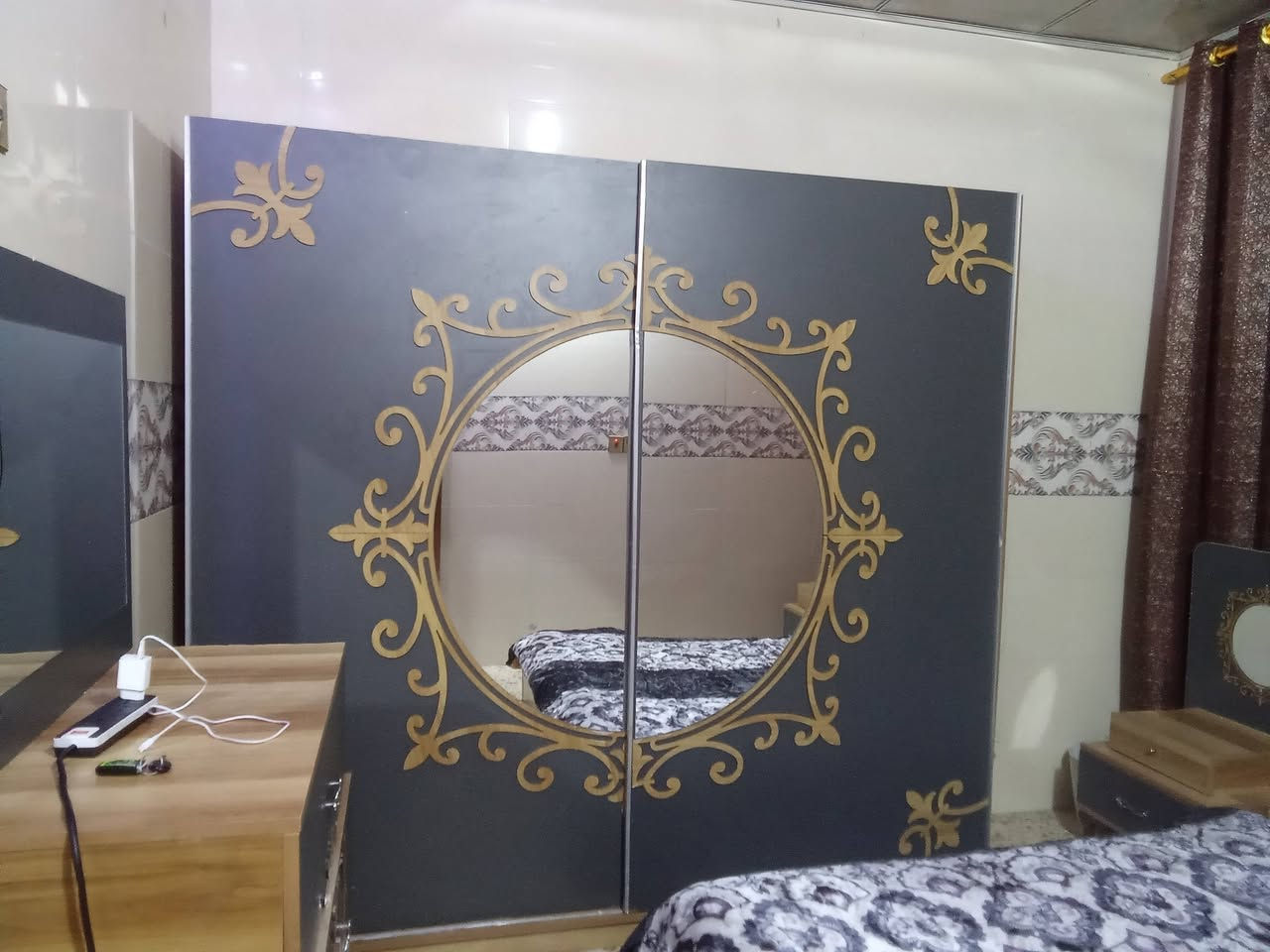 غرفه نوم للبيع 
السعر 300
نضام سلايت 
العنوان كربلاء الجاير 
الرقم ***********
