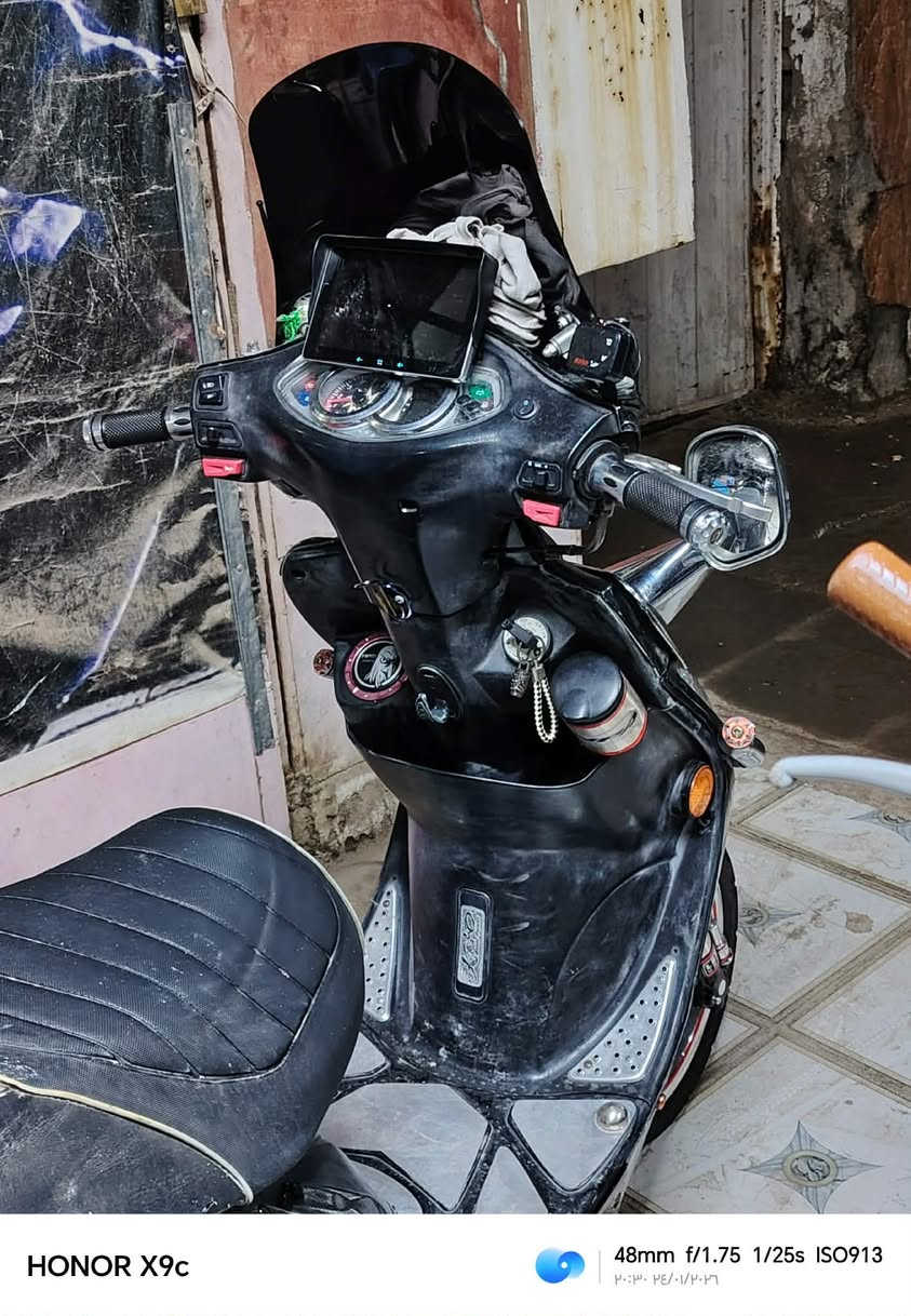 السلام عليكم دراجه للبيع نضافه فول احلا من صور كامكو مزوده دراجه حلوه للبيع مكاني ديوانيه قضاء غماس 
*********** رقمي
