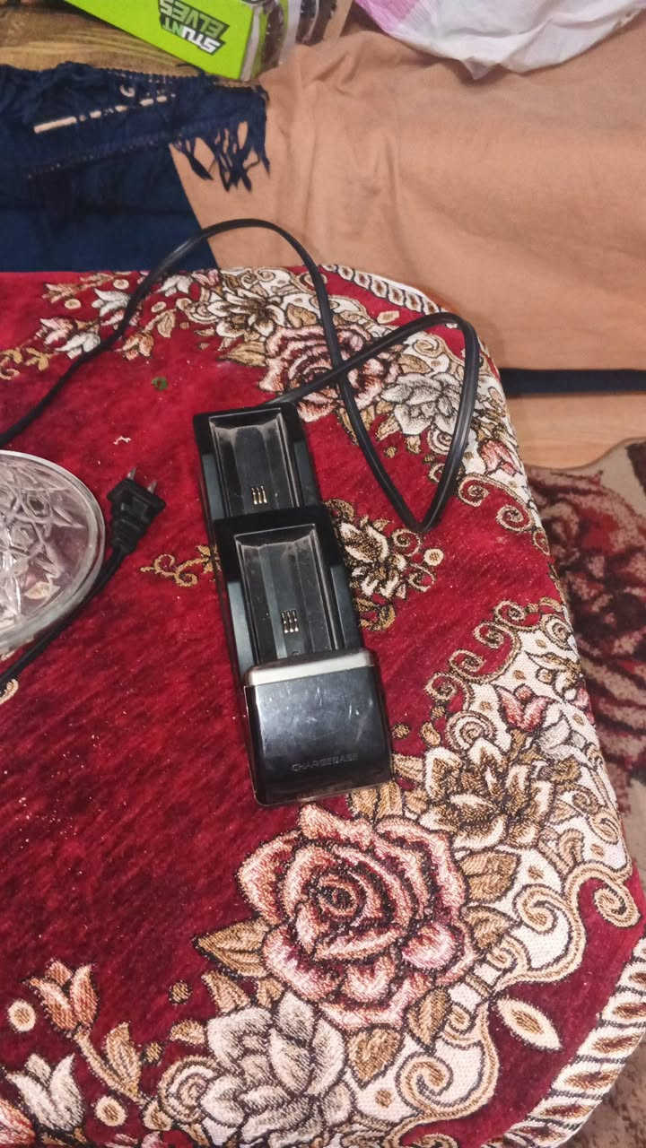 اكس بوكس 360 و معاه العاب و خمس درعات و شاحن اصلي سعره 4000 غير قابل للتفاوض رقم  01018757240


**إذا كنت صاحب هذا الإعلان وتريد حذفه لأي سبب، رجاءا أرسل رسالة إلى الدعم الفني**