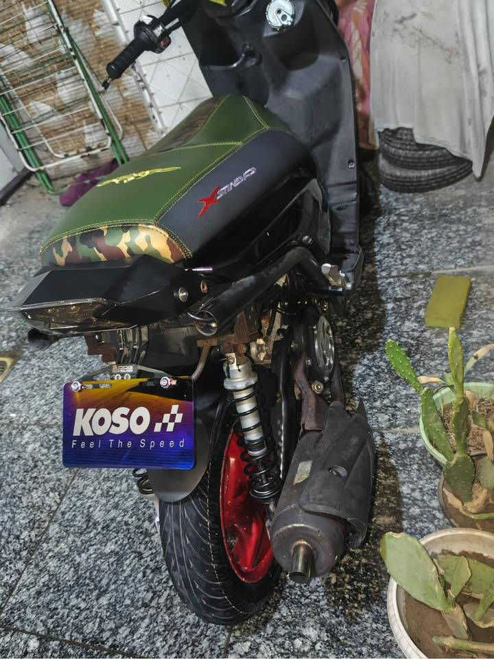 السلام عليكم 🫡
دراجه سكنس جبلي دراجه حلوه لعابه صارلي ماخذها من الضلال 11يوم هيج للبيع الدراجه بيها تزويد بصيط كله اصلي العنوان بغداد الجديده 
للستفسار ***********
