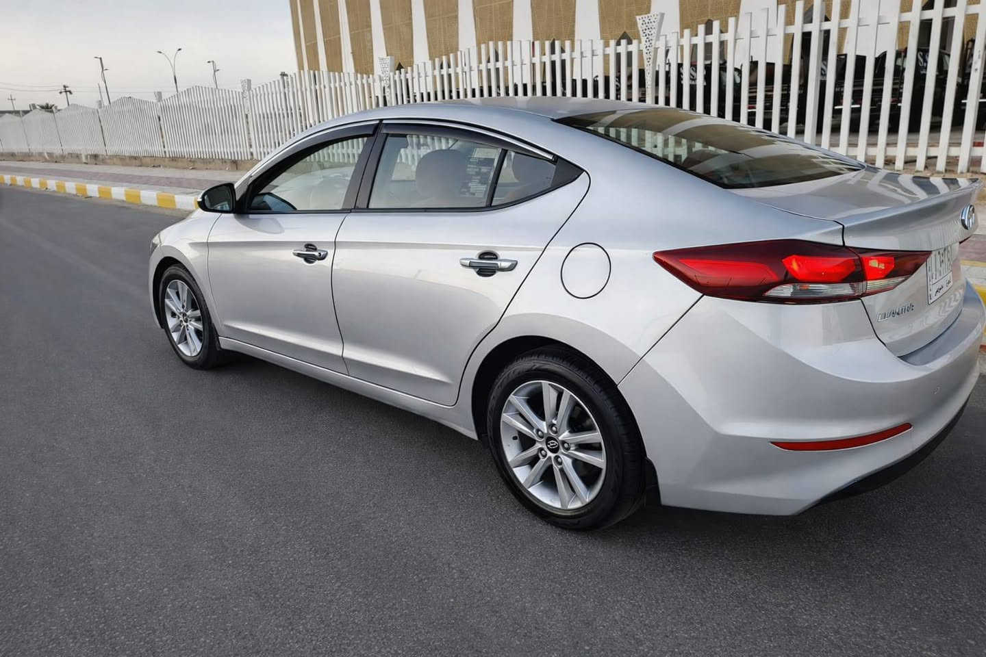 هونداي النترا موديل 2017 رقم بصره حره تحويل ثاني يوم وارد خليجي مكفوله من الضربه القويه وتبديل بيه صبغ بنيد وداير الجاملغ الخلفي على حافت الباب فقط والباقي كفاله عامه مكينه 1600 شرط ما مفتوحه مكينه وكير وتبريد وحداديه وتخم تايرات كله مكفول سياره جاهزه مال جناي بمعنه الكلمه مواصفات تحكم ستيرن شاره بل مرايه شاشه كبيره كامره دسك خلفي وأمامي ويل كب حاجب منظومه زنون مكان سياره ناصريه سعر 117 بيه مجال قليل رقم الهاتف *********** أنه مكلف بل نشر خابر راعيه بيك خير وتدلل
