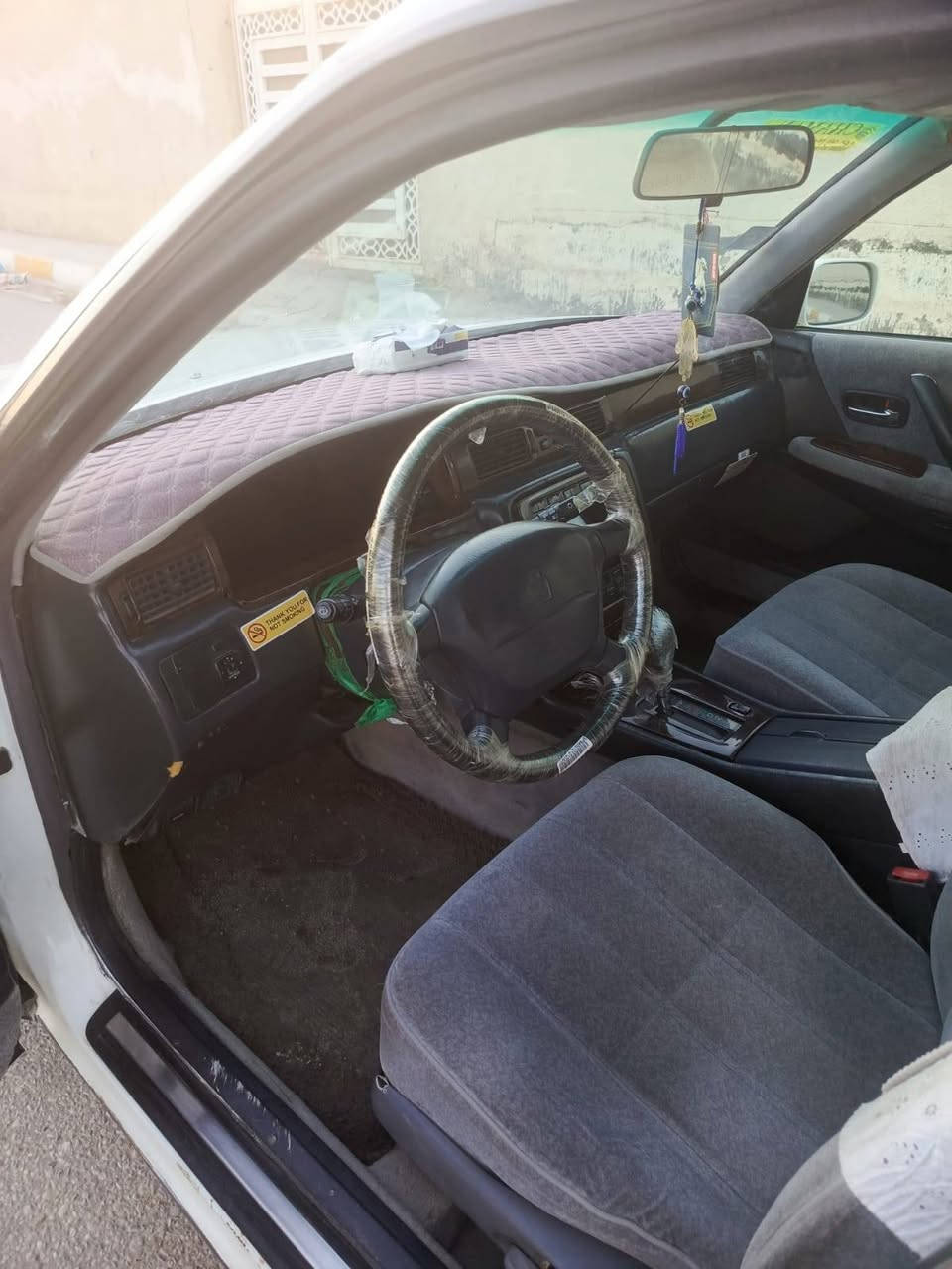 راس الثور مديل 1995 سياره مكفوله من الضربه والكصه ونقل الجثه سياره لا مسستمه ولا شي كفوله كفاله عامه  نكليزي ذي قار مداور ثاني يوم 
محرك 3000 ففتي ابو الفيشتين المرغوب 
 تخم تاير جديد حداديه جديده
مكان سياره ذي قار الشطرة
السعر 100 وبيه مجال شي قليل 
الاستفسار ***********
