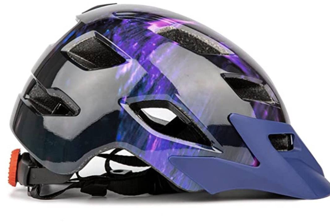 هذه خوذة دراجة من العلامة التجارية Exclusky، وتتميز بتصميم أسود مع بقع أرجوانية (Dark Purple) ومقاس قابل للتعديل 
السعر ١٥


**إذا كنت صاحب هذا الإعلان وتريد حذفه لأي سبب، رجاءا أرسل رسالة إلى الدعم الفني**