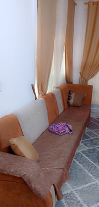 تخم ثقيل • عشر مقاعد • مستخدمه