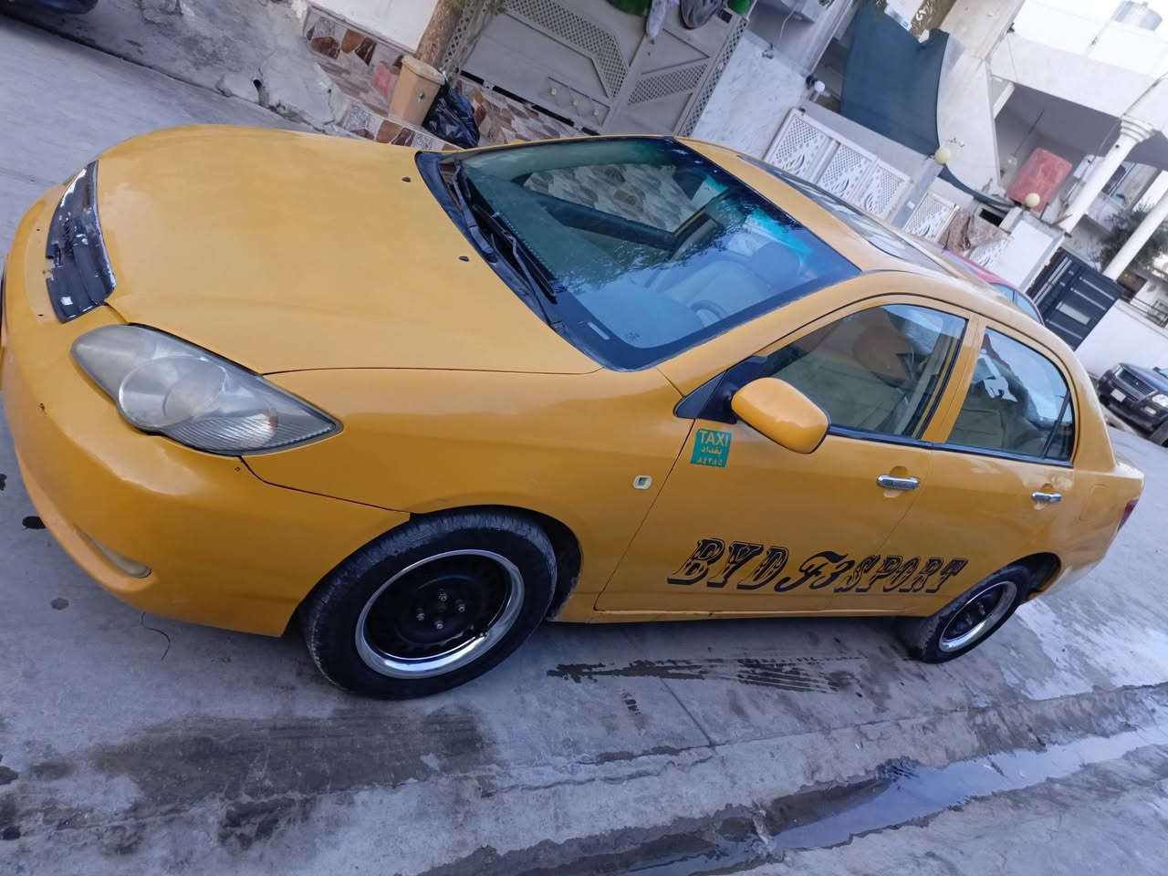 بيوادي f3 موديل 2013 رقم بغداد
لبيع بدون راعيه ماندل  سعر  35 ورقه بي مجال 
***********
