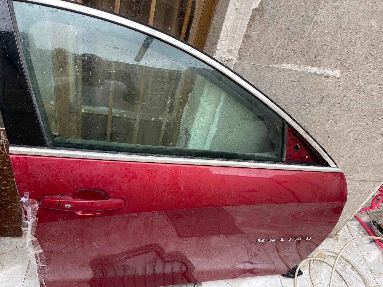 باب نظيف للبيع اتصال او واتساب فقط بصره  ***********
