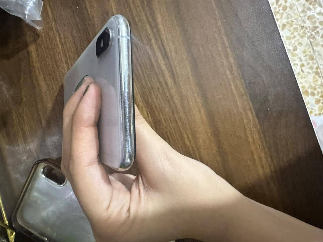 ايفون اكس ماكس ذاكرة ٢٥٦ بيه بس هذا لكسر بالشاشة ما مأثر عليه ونضافة شوفة عينك كلش نضيف بطاريته الاصلية ٧٧ رايده ب٢٠٠ وبيه مجال
***********
ايفون اكس ماكس ذاكرة ٢٥٦ بيه بس هذا لكسر بالشاشة ما مأثر عليه ونضافة شوفة عينك كلش نضيف بطاريته الاصلية ٧٧ رايده ب٢٠٠ وبيه مجال
