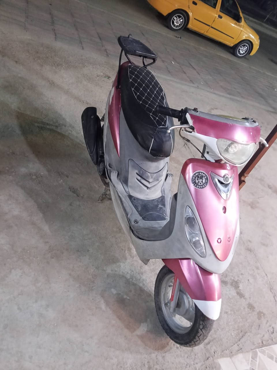 سلام عليكم دراجه ماكس منغولي محرك مامفتوح برغي بيه دراجه محركه ماتسمعله صوت كفرات ختم ب 550وبيه مجال مكان كربلاء طوريج شراي تصل وبيك خير ودلل ***********
