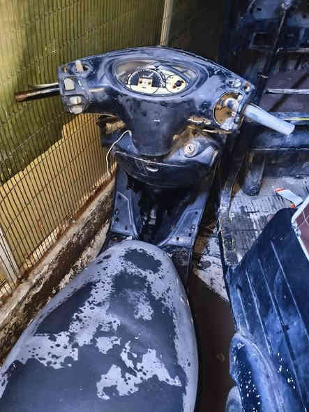 140 طافيه للبيع سعرها 75 وبيها مجال *********** مكاني بغداد شعب
