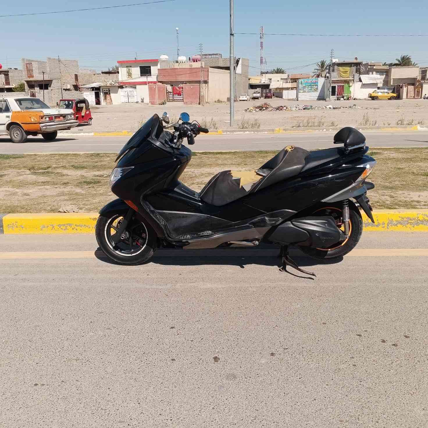 سلام عليكم  دراجه  فورزه 0 10 مواصفات اربع تحويلات تدفئه باليدات منظومه زنونو دراجه كفاله عامه سعرها مناسب واللي عنده مراوس الرقم بي وتساب ***********
