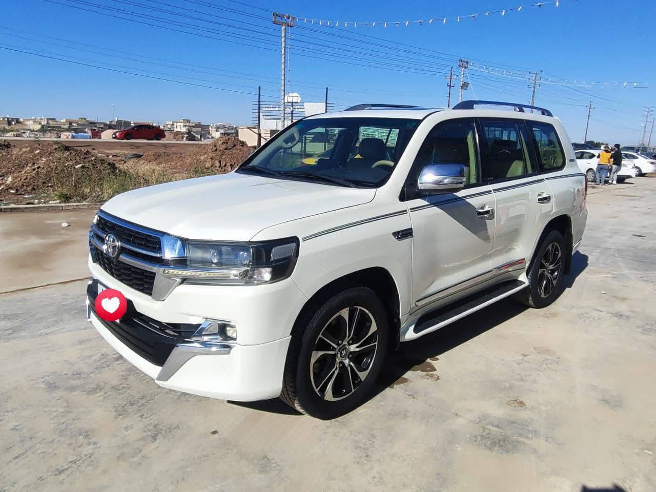 كفاله عامه من الدحجه
مصبوغه حزام للجماليه 
قماره دواخل لغود كفاله 
ماشيه ٢٥٠ الف
الگير والمحرك كفاله 
ثاني يوم احولك
رقمه بغداد
مكانه نجف 
السعر ٢٤٥
***********
