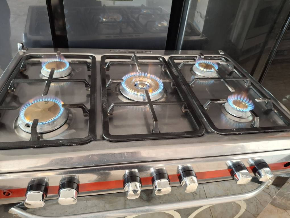 طباخ مصري مستخدم بسعر 160 الف العنوان تكريت *********** تكريت, صلاح الدين
