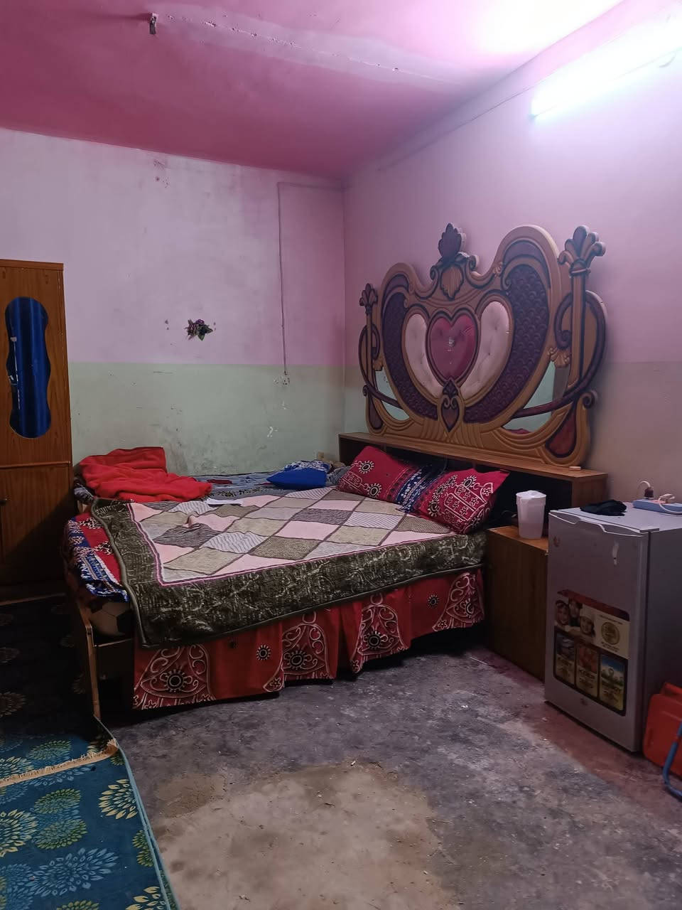 غرفة اخشاب للبيع كما موضح بالصورة
للتواصل *********** او خاص  
اسف ما اخلي سعر حتى محد يضل يكسر بكيفة
