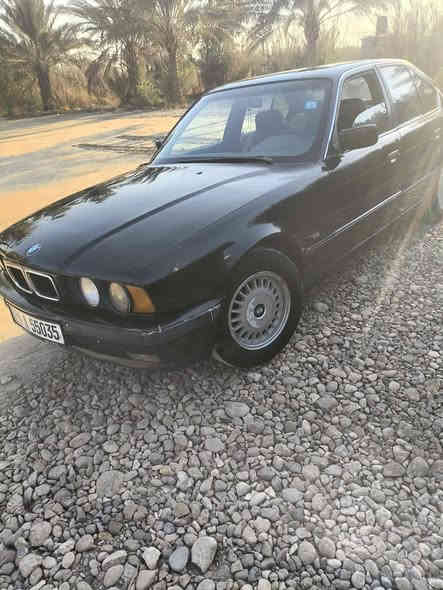 السلام عليكم
للبيع BMW   525 1988  محرك مفتوح 2500 
كير اوتوماتيك 
رقم ديالى الدولي باسمي سياره مكفولة من الضربه والرصعه حداديه جديده مكينه كير جدد تبريد شغال تخم تاير كهربائيات كله بلاد دبل جكمجه  بدون جطلات السياره خير من الله مال جناي 
مكاني واسط الصويرة 
السعر 38 وبيها مجال بسيط 
***********..=..***********
