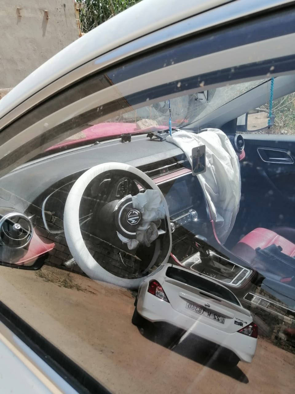 MG6 2023 
سياره مضروبه بجم 
سياره بحالة الضمان 
ماشيه 60 الف فقط 
سياره شغاله 
فول موصفات كامره حساسة فتحه بصمة تشغيل معدل كروز 
رقم اربيل بسمي 
سعر 80 وبيه مجال
رقم تواصل وتساب ‪***********‬ 
العنون النجف الكوفه
