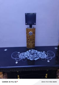 ميز ثقيل للبيع  الاتصال على الرقم ٠٧٧١٨٢٧٨٥١٤