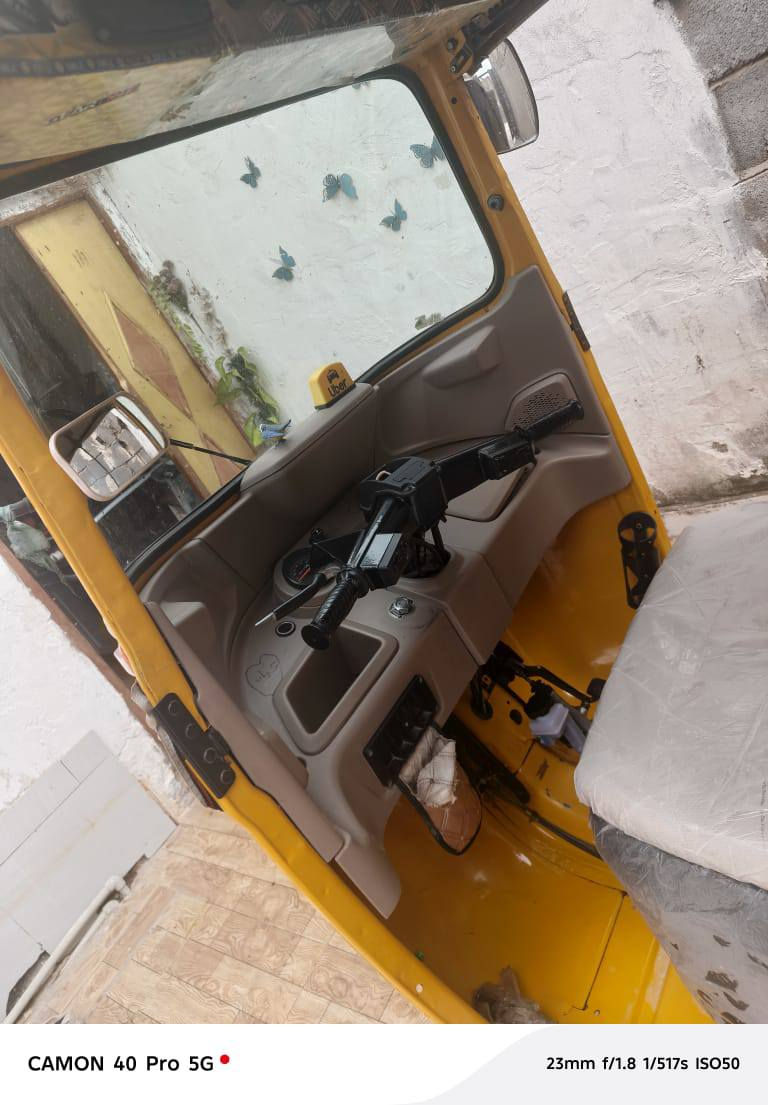 تكتك للبيع موديل 2021 شهر 11 مال بيت تكتك نظيفه  هاذه رقم ***********
