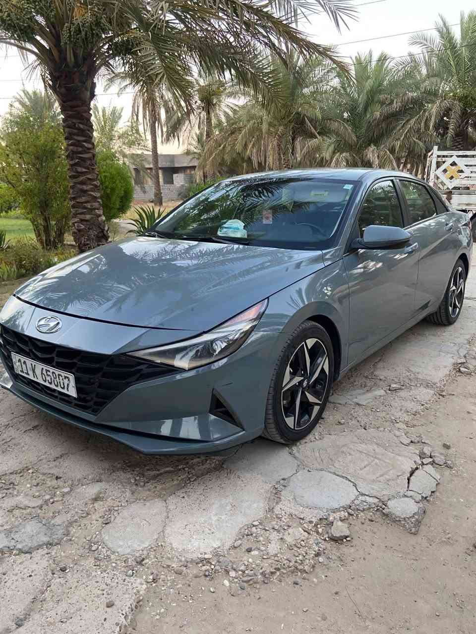 انتره2023فول واحد على واحد سيارة ربع قطعه صبغ حدثه سرقه وغراضه رجعة ماشيه 65الف سعر 142$وبيه مجال بسيط غير متواجد على لفيس
رقم ***********
