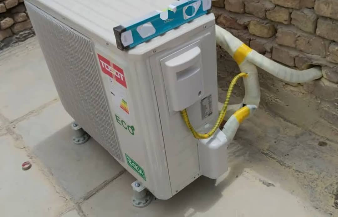 تنصيب وتنظيف وصيانة اجهزة التبريد شحن غاز صيانة موقعية نقل سبلت من مكان الى مكان اخر 
للاستفسار الاتصال أو المراسلة 
 《***********》 
( هاتف _ واتساب _ فيسبوك )
#الناصرية المركز
