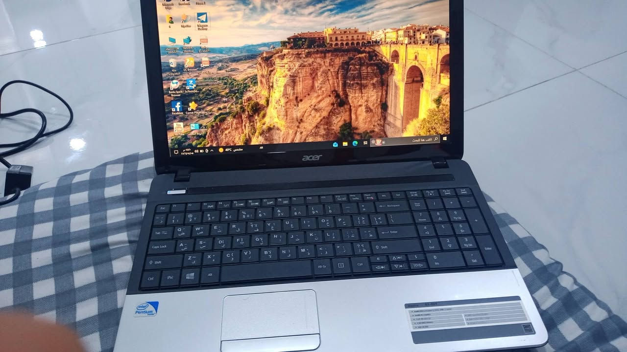 🔥 فرصة للبيع – لابتوب Acer Aspire E1-531 (ايسر) 🔥
💻 مواصفات الجهاز:
معالج Intel B960
شاشة 15.6 بوصة
رام 4GB
هارد 500GB
كرت شاشة Intel HD
DVD + واي فاي
✨ الحالة:
نظيف ويشتغل بدون مشاكل
مناسب للدراسة والتصفح
💰 السعر: 150 ألف دينار
(قابل للتفاوض)
📞 للتواصل: خاص***********
⚡ مستعجل على البيع
