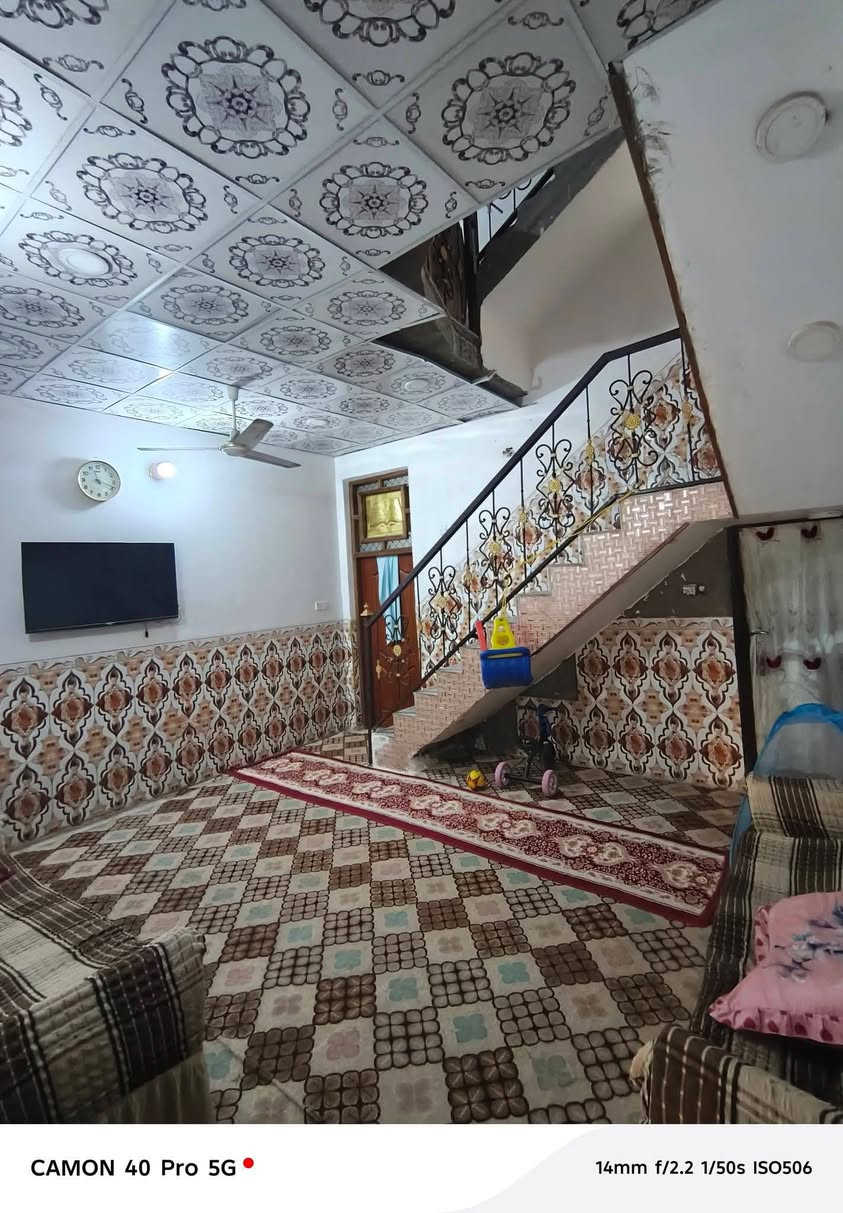 #دار_للبيع مبادره او نقد
بناء حديث  كونكريت مسلح
العنوان : شارع ستين مقابل صيدليه كبسوله 
المساحه : 110 متر

يحتوي على غرفه عدد 3
صالة  عدد ثنين
استقبال 
مطبخ
صحيات 

————————
#نستقبل_جميع_عروضكم
———————————————————
🔺#للاستفسار مراسله واتساب ع الرقم التالي 

 ***********  📲
 
—————————————————————
او زيارة مكتبنا 
🔺مكتب رسول الناصري للعقارات 
🔺العنوان:-شارع ستين مقابل صيدليه كبسوله
