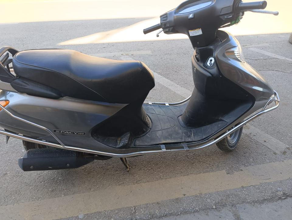 سلام عليكم دراجه سبيسي ياباني رمبه مكفولة كفاله عامه    صارشهر من نازله الاستفسار اتصل *********** مامتواجد خاص مكاني كوت الجعفريه ملاحضه الدرع ولقاعده موياهه
