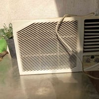تبريد الحافظ حجمة طن ونص كلش نظيف وشغال تدفئة وتبريد بعدة بغاز الشركة ...