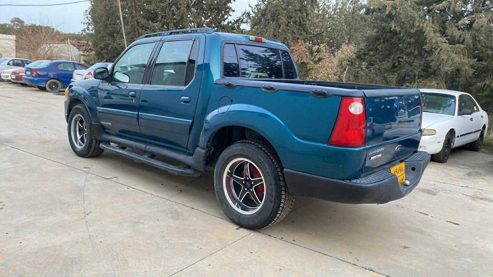 سڵاو
فۆرد ئیکس بلورە،پیکاب،2001،استیرادخاص،اوتوماتیک،
4×4=دەبڵ اکسڵ،سلایت،4تایەی تازەی لەژێرە،
بەشەرتی گێڕومەکینەوتبریدوتحویل وغرامەوهەمووشتێک...لەسلێمانییە
زۆرپاک وجوان ماوەتەوە
73$ومعامەلە،  گۆڕینەوەش ئەکەین
***********    *********** السليمانية, العراق
