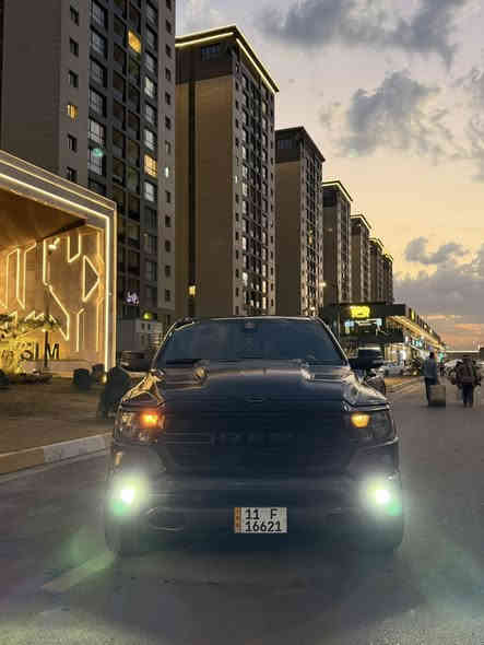السلام عليكم دوج رام صحراي للبيع بسعر مناسب 
🚘 دوج رام 2022 – بك هورن (نص مواصفات) محدث سبورت 
✨ شاشة وسط | 🎥 
🛞 فور ويل | ⚙️ كير ماوس
📍 ماشية: 30,000 ميل فقط
🎨 حادثها جاملغ وبنيد بدلتهن بسبورت وحدثتهن  

📑 رقم بغداد إنكليزي جديد بسمي  | 📌 مكانها: بغداد حي الجهاد 
💰 السعر:280  وبيها مجال 
📞 للاستفسار: ***********
