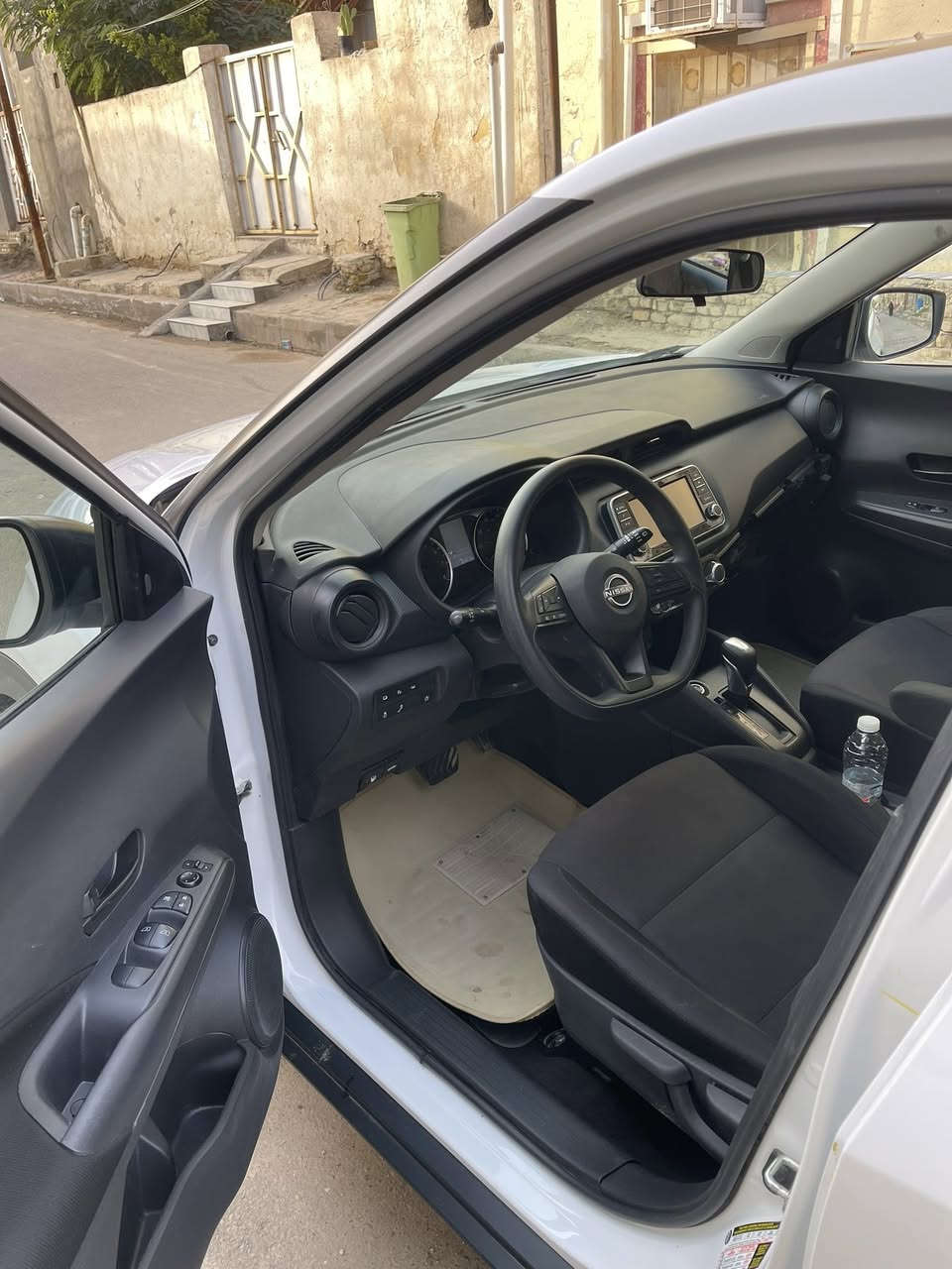 نيسان كيكس مديل ٢٣ السياره مكفوله بدون حادث السياره تقرير حره باسمي بدون رقم السعر ١٣٥ 
***********

