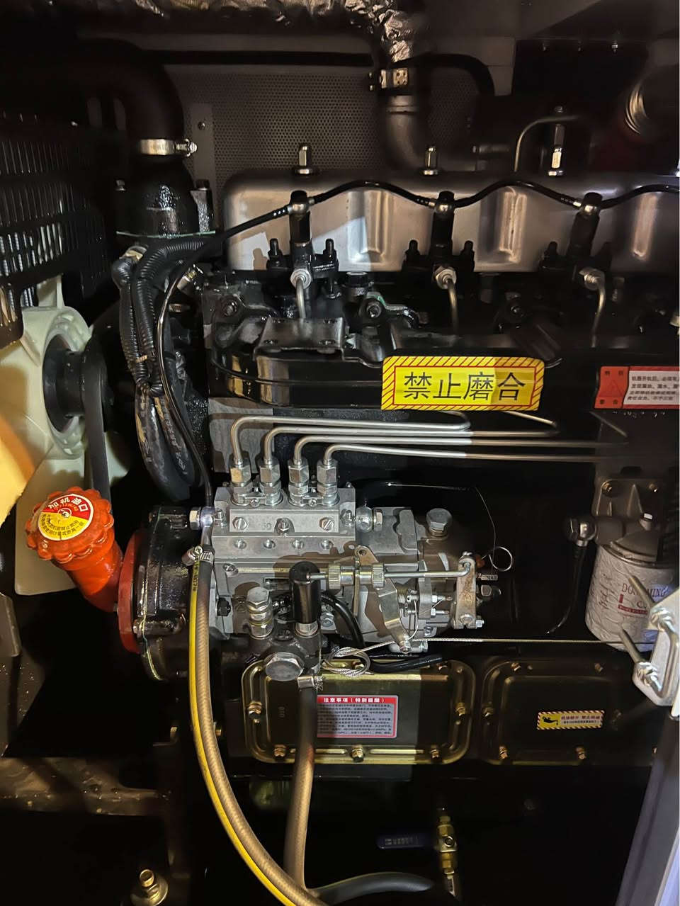 #perkins#cummins  
الى زبائننا الكرام توفرت لدينا مولدات اسوز الياباني راس التوليد ستامفورد الانكليزي حجم 
30 kva
بسعر ٧ بس  
وكما توفرت مولدات الريكاردو حجم 60 kva البيركنز الصيني وبسعر 🔥🔥🔥🔥🔥 فقط ٧ ملايين  ونص  
بضمان سنة او ١٠٠٠ ساعة 
وحجم 50 kva بسعر ٧ ملايين وربع
كما تتوفر جميع انواع المولدات والاحجام ابتداء 
من 13 kva الى 2500 kva
🇬🇧🇬🇧🇬🇧Perkins 
🇺🇸🇺🇸🇺🇸Cummins
 🇯🇵🇯🇵🇯🇵🇯🇵Isuzu 
بروس توليد leroy somer و Astmford 
كما تتوفر جميع انوع روس توليد مختلفة الاحجام وباسعار تنافسية جدا  للاستفسار 
الاتصال على *********** 
او مراسلة الصفحة بغداد, العراق
