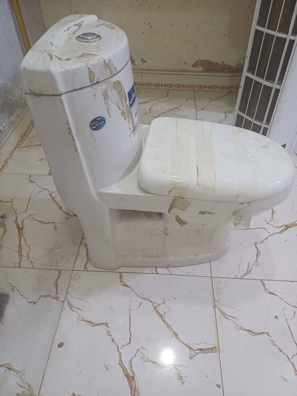 سلام عليكم
غربي لبيع جديد غير مستعمل اخذته ب ١٥٠ رايده ب ٩٠ بي مجال اتصل ع الرقم ***********
